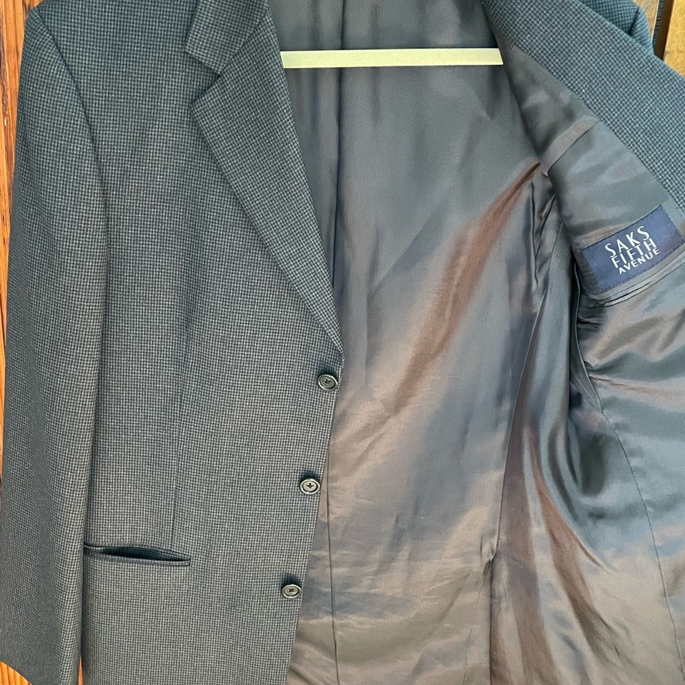 Menswear Burberry Saks Fifth Avenue Suit Jacket size 40 reg - Picture 9 of 10